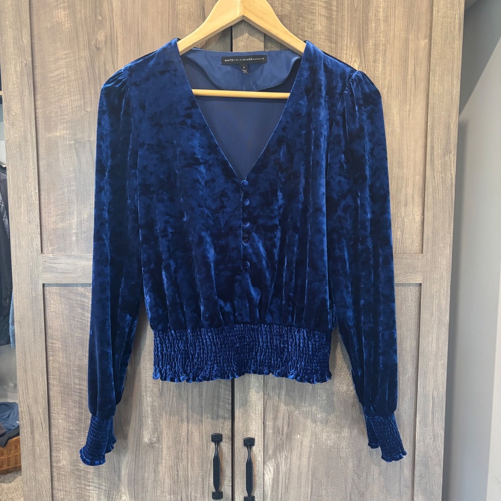 White House Black Market Blue Crushed Velvet Smocked V-Neck Blouse Top Small